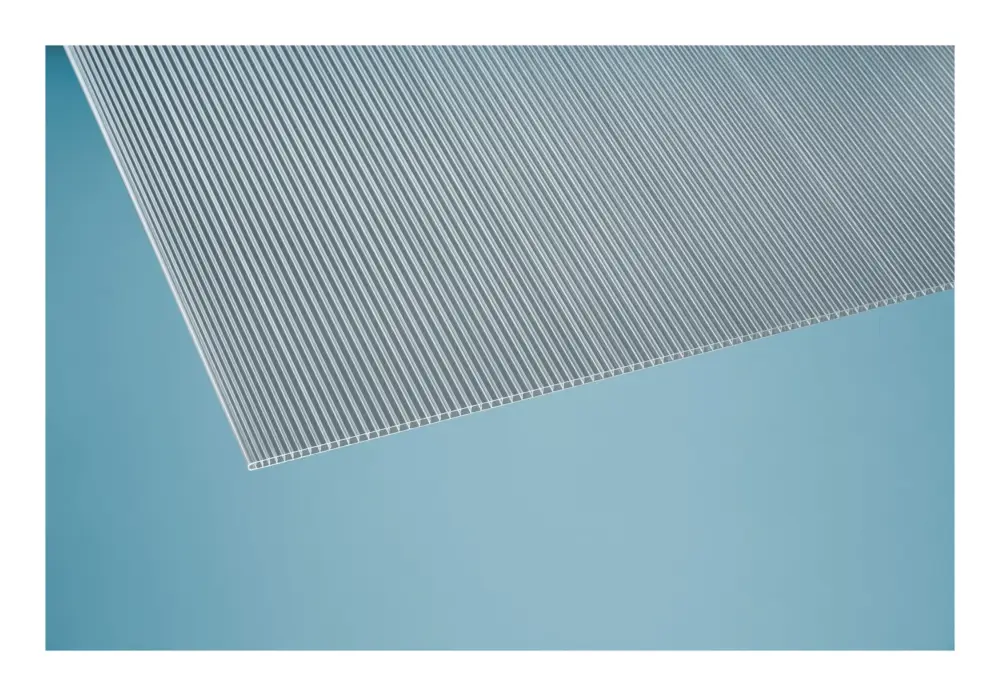 Einsteiger Polycarbonat Hohlkammerplatte 1050 x 3500 x 6 mm - Klar Zertifiziert