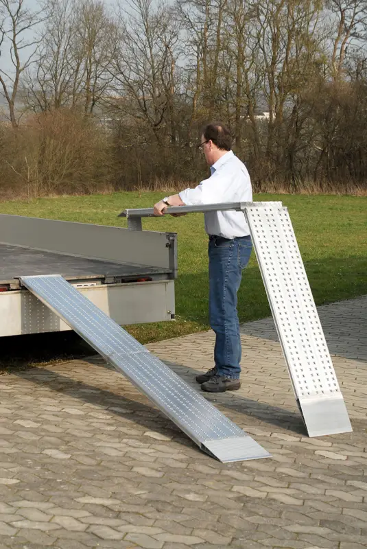 Letzte Chance Altec Auffahrrampe AOS-F 200 - 2045 mm
